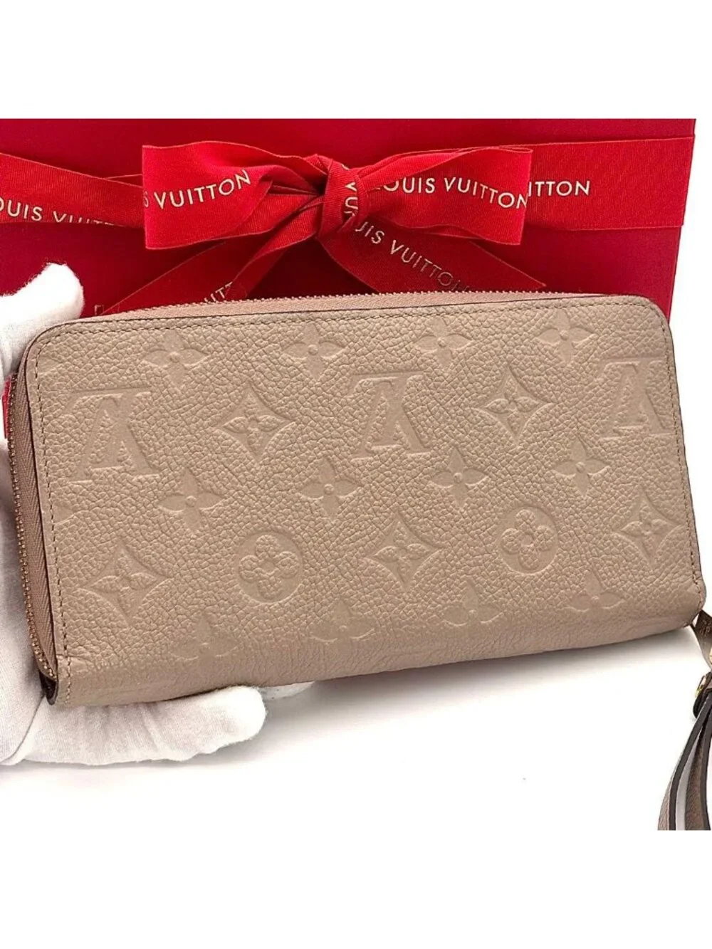 Louis Vuitton Wallet Zippy Tourterelle Beige